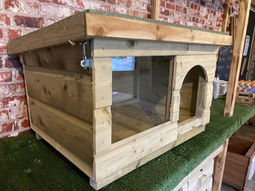 Dog cat kennel shelter house - ,
