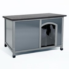 XL DOG KENNEL PLASTIC AND WOOD
